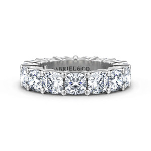 Gabriel & Co. AN16386-4W44JJ 14 karat white gold Contemporary eternity band, front view of squarish diamonds with rounded corners held between tall prongs