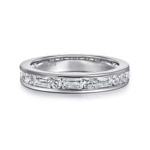 Gabriel & Co. AN16453W44JJ 14 karat white gold Art Deco anniversary band, front view of baguette and round diamonds alternating between straight polished walls