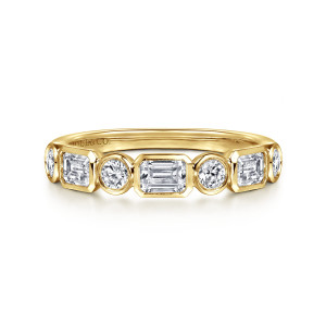 Gabriel & Co. AN16454Y44JJ 14 karat yellow gold Contemporary anniversary band, front view of rectangular and round diamonds alternating, each in a smooth bezel collar