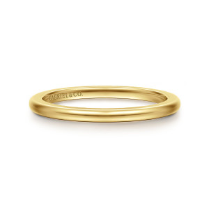 Gabriel & Co. AN16632Y4JJJ 14 karat yellow gold Classic spacer band, front view of the plain hoop with a maker's mark engraved on the inside