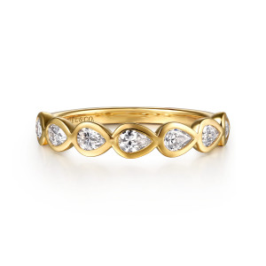 Gabriel & Co. AN16651Y44JJ 14 karat yellow gold Contemporary anniversary band, front view of pear shaped diamonds in smooth linked bezels along the top