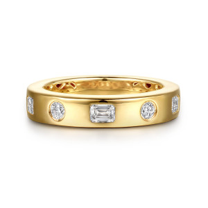 Gabriel & Co. AN16924Y44JJ 14 karat yellow gold Contemporary anniversary band, front view of round and rectangular diamonds spaced apart along a flat glossy surface