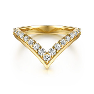 Gabriel & Co. AN17205Y44JJ 14 karat yellow gold Contemporary anniversary band, front view of a sharp V with diamonds shrinking from the point toward each end