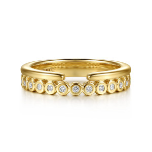 Gabriel & Co. AN17215Y44JJ 14 karat yellow gold Contemporary anniversary band, front view of the notch in the polished hoop above a row of touching round bezels