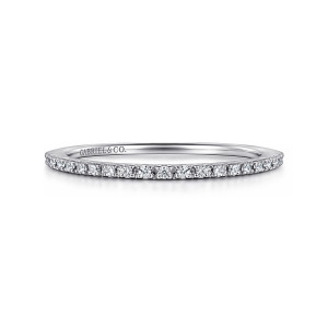 Gabriel & Co. AN7650PT4JJ platinum Contemporary wedding band, front view of a straight band with tiny prong set diamonds along the top