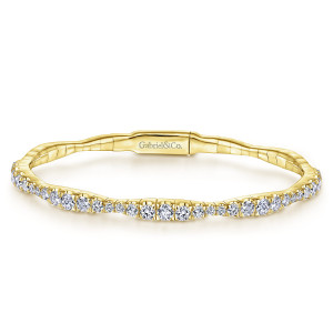 Gabriel & Co. BG3979-62Y45JJ 14 karat yellow gold Lusso bangle, front view of round diamonds in groups of larger and smaller stones along the front