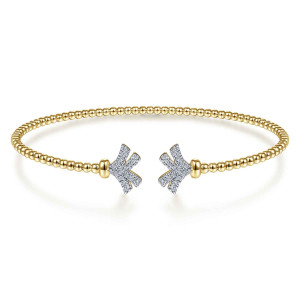 Gabriel & Co. BG4260-57Y45JJ 14 karat yellow gold Bujukan bangle, front view of the two pave fan stations facing each other across the gap