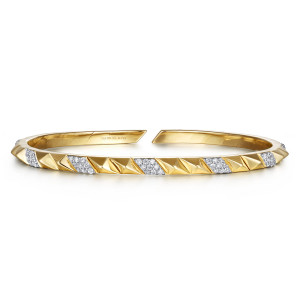 Gabriel & Co. BG4445-62Y45JJ 14 karat yellow gold Contemporary bangle, front view of the pyramid studs alternating with slanted diamond panels and straight ends