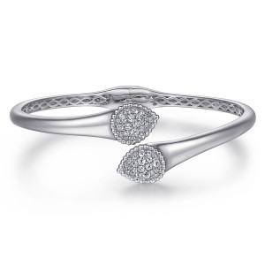 Gabriel & Co. BG4595-6SVJWS sterling silver Bujukan bangle, front view of the bypass cuff with two pear shaped pave caps facing across the gap