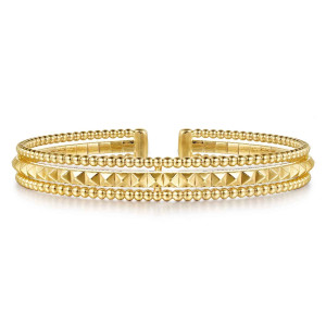 Gabriel & Co. BG4720-57Y4JJJ 14 karat yellow gold Bujukan bangle, front view of the pyramid row, both bead edges and the gap between the end caps