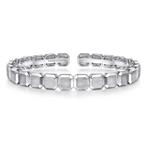 Gabriel & Co. BGM2012-72SVJJJ sterling silver Geo men's bangle, front view of the open cuff with satin faces framed by polished beveled edges