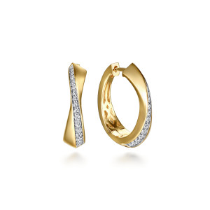 Gabriel & Co. EG15198Y45JJ 14 karat yellow gold Contemporary earrings, front view of the pair, one huggie edge on and one showing the open patterned inside