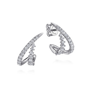 Gabriel & Co. EG15542W45JJ 14 karat white gold Kaslique earrings, front view of the pair, both curves with the stone lines and pointed tops