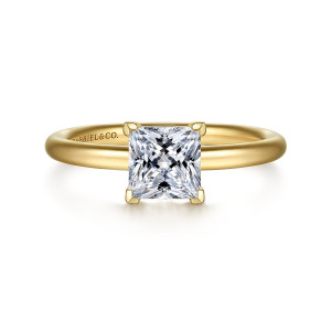 Gabriel & Co. ER15619S4Y4JJJ 14 karat yellow gold Classic engagement ring, front view of a square center held at its corners by flat topped prongs above a smooth band