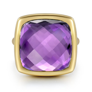 Gabriel & Co. LR52519Y4JAM 14 karat yellow gold Color ring, top view of the cushion shaped violet stone filling its smooth bezel collar