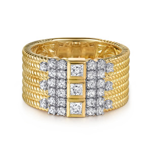 Gabriel & Co. LR52600Y45JJ 14 karat yellow gold Hampton ring, front view of square diamonds in bezels between clusters of round diamonds on rope strands