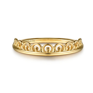 Gabriel & Co. LR52873Y4JJJ 14 karat yellow gold Bujukan ring, front view of the scalloped crown of open arches with a metal bead inside each