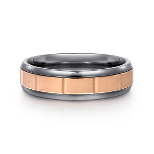 Gabriel & Co. MAR60214TAK4JJJ tantalum and 14 karat rose gold Signature men's wedding band, front view of the satin blocks set between rounded polished rails