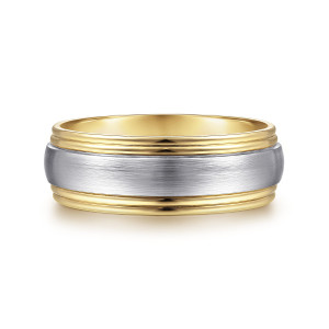 Gabriel & Co. MBH0150-80M4JJJ 14 karat white and yellow gold Signature men's wedding band, front view of a brushed center panel framed by polished stepped ridges on both sides