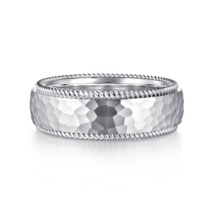 Gabriel & Co. MBH0189-80W4JJJ 14 karat white gold Signature men's wedding band, front view of the faceted hammered face between two twisted rope edges
