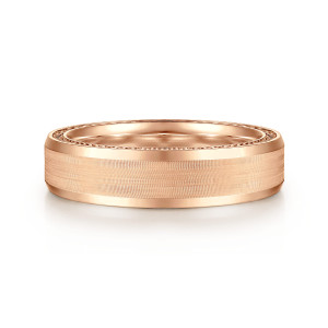 Gabriel & Co. MBH0191-60K4JJJ 14 karat rose gold Exclusive men's wedding band, front view of the satin center, polished bevels and tiny beads just visible along the inside edge