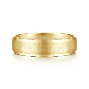 Gabriel & Co. MBM0126-60Y4JJJ 14 karat yellow gold Classic men's wedding band, front view of the flat grained face between two angled polished bevels