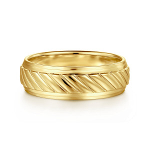 Gabriel & Co. MBM0206-70Y4JJJ 14 karat yellow gold Exclusive men's wedding band, front view of slanted ridges across the center with a narrow polished step on each side