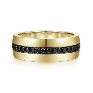 Gabriel & Co. MR15671Y4JBD 14 karat yellow gold Monument men's band, front view of a wide polished band with one row of black stones in a center channel