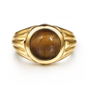 Gabriel & Co. MR20131Y4JTE 14 karat yellow gold Facets men's ring, front view of the round brown dome stone with pale streaks inside its smooth polished rim