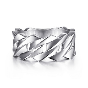 Gabriel & Co. MR52061SVJJJ sterling silver Facets men's wide band, front view of the wide band with diagonal flat links and pointed jagged edges