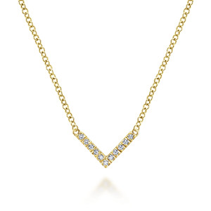 Gabriel & Co. NK5423Y45JJ 14 karat yellow gold Kaslique necklace, front view of the V shaped bar with a line of prong set stones down each arm