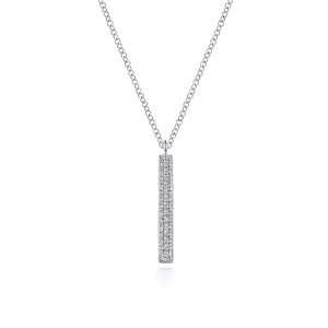 Gabriel & Co. NK6121W45JJ 14 karat white gold Lusso necklace, front view of the vertical bar, its pave stones and grained edge