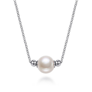 Gabriel & Co. NK7486SVJPB sterling silver Bujukan necklace, front view of the round pearl between two polished metal beads on the chain