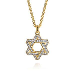 Gabriel & Co. NKM2174-22Y45JJ 14 karat yellow gold Modern Relics men's pendant necklace, front view of the star pendant with diamond lined bands crossing over and under on a link chain