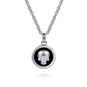 Gabriel & Co. NKM2272-22SVJOX sterling silver Vita Ex Morte men's pendant necklace, front view of the satin skull on its black field inside a polished rim