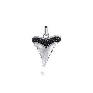 Gabriel & Co. PTM20213SVJBS sterling silver Modern Relics men's pendant, front view of the satin tooth shape with a wavy black stone band and sawtooth edges