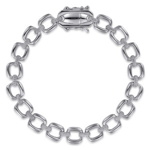 Gabriel & Co. TB5377SVJJJ sterling silver Bujukan bracelet, front view of open square links in a loop with a polished box clasp at the top