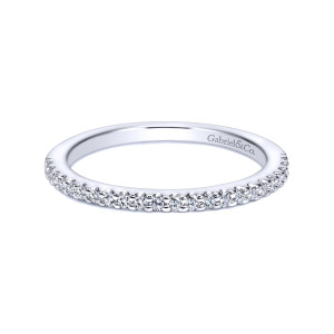 Gabriel & Co. WB10413W44JJ 14 karat white gold Contemporary wedding band, front view of small round diamonds in a straight line with scalloped prongs