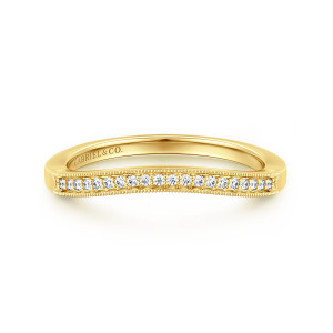 Gabriel & Co. WB11721O6Y44JJ 14 karat yellow gold Victorian wedding band, front view of a curved band with a row of small stones between beaded borders