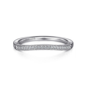 Gabriel & Co. WB11721R6W44JJ 14 karat white gold Victorian wedding band, front view of the shallow dip and tiny stones between two milgrain borders