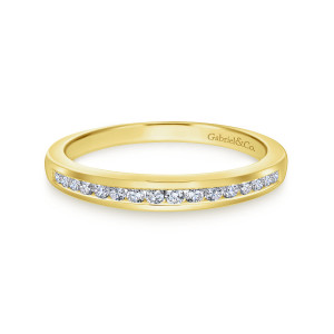Gabriel & Co. WB12324R3Y44JJ 14 karat yellow gold Contemporary wedding band, top view of round diamonds set flush between two smooth polished rails