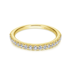 Gabriel & Co. WB13882C4Y44JJ 14 karat yellow gold Contemporary wedding band, front view of the straight band with a scalloped edge of prongs along the diamond row