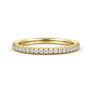 Gabriel & Co. WB16061E8Y44JJ 14 karat yellow gold Classic wedding band, front view of a single row of small round diamonds with a maker's mark inside