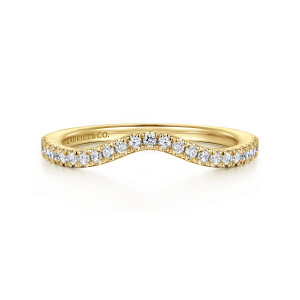 Gabriel & Co. WB16198C8Y44JJ 14 karat yellow gold Classic wedding band, front view of the low rounded dip with a line of small stones on both sides