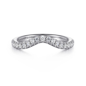 Gabriel & Co. WB16217O12W44JJ 14 karat white gold Classic wedding band, front view of the rounded V peak with a row of diamonds and the maker's mark inside