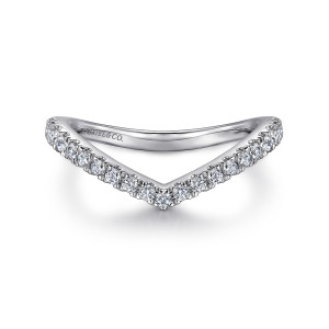 Gabriel & Co. WB16259R6W44JJ 14 karat white gold Contemporary wedding band, front view of the sharp V point with a row of round diamonds tracing both sloping arms