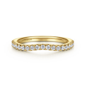 Gabriel & Co. WB16435E6Y44JJ 14 karat yellow gold Contemporary wedding band, front view of the dipped top edge with a single row of round diamonds
