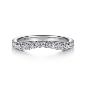 Gabriel & Co. WB16478R6W44JJ 14 karat white gold Contemporary wedding band, front view of a gentle central dip in the top edge with round stones following its curve