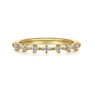 Gabriel & Co. WB16530R6Y44JJ 14 karat yellow gold Contemporary wedding band, front view of separate round diamonds in prong heads linked by short metal bars