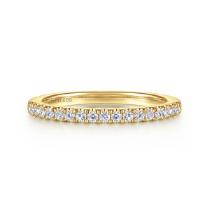 Gabriel & Co. WB16668P8Y44JJ 14 karat yellow gold Contemporary wedding band, front view of a straight row of round stones with shared prongs along the top